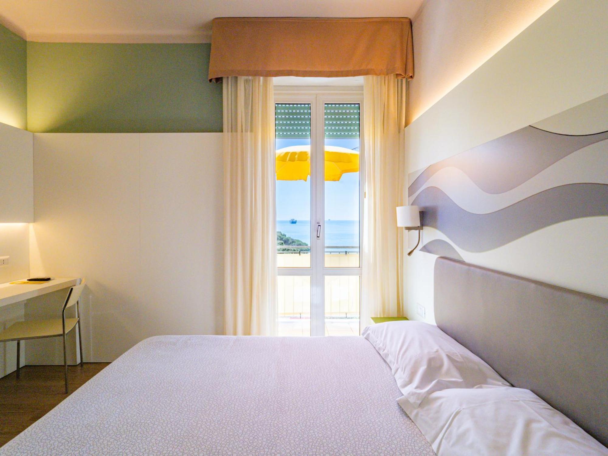 Hotel Il Nido Tellaro Exterior photo