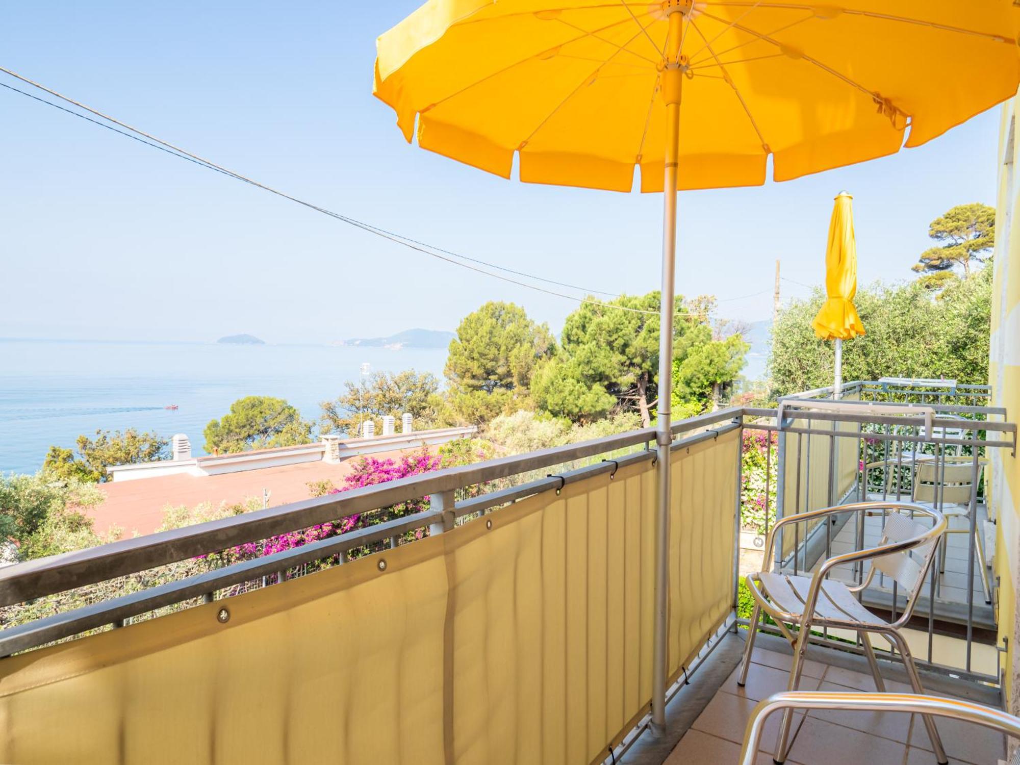 Hotel Il Nido Tellaro Exterior photo
